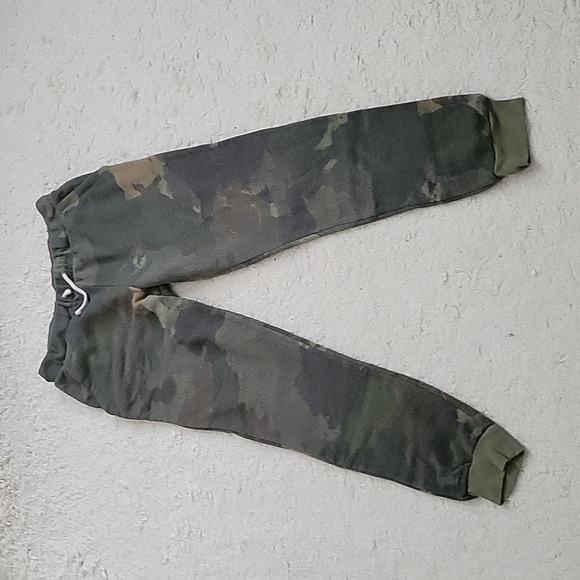 ! Womens camo joggers - Picture 1 of 3